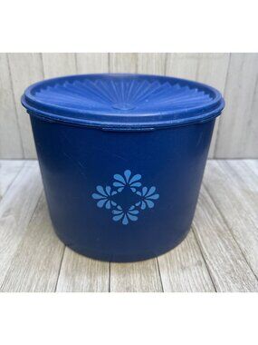 Vtg Blueberry Blue Flower Tupperware 6.5" T Servalier Cannister w/ Lid 8" DIA